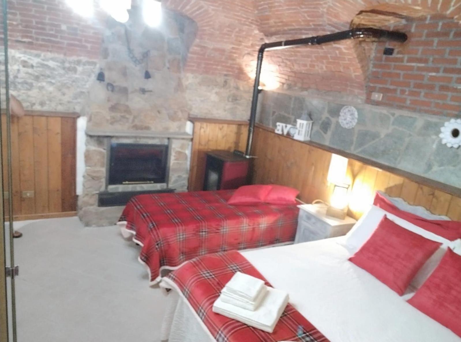 La Ghita Bed & Breakfast Sparone Bagian luar foto